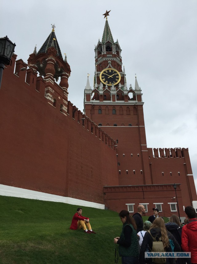 Экскурсия вокруг Московского Кремля