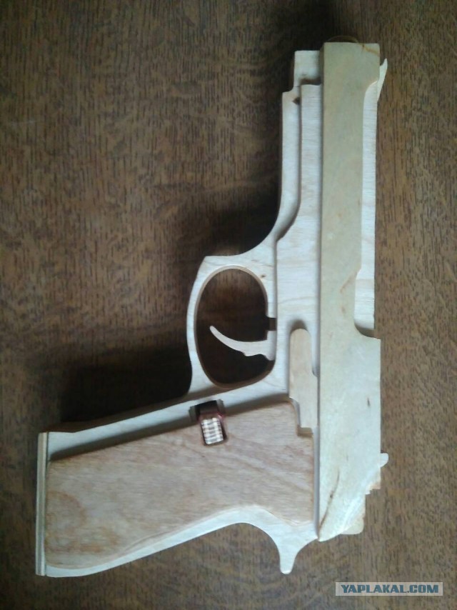 AK-47 rubber band gun