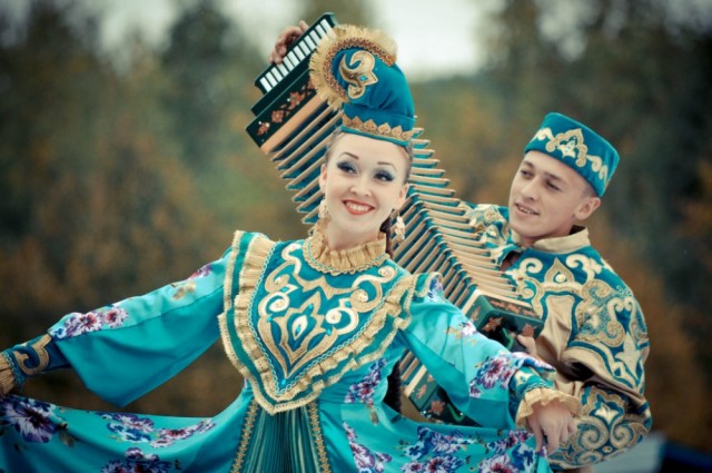 Кадры посадки самолета ВКС РФ в Ухане