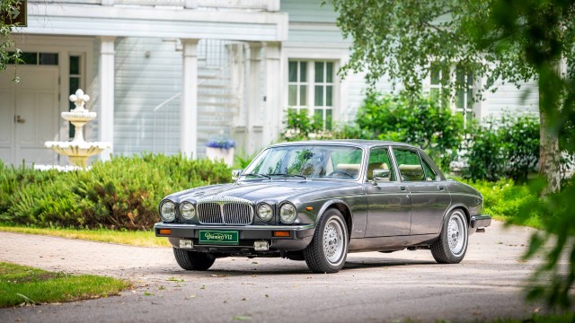 1970 Daimler Sovereign 4.2. Автопятница №10