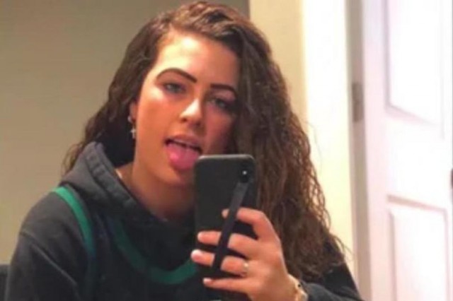 Учительницу арестовали за секс со школьником на заднем сиденье автомобиля