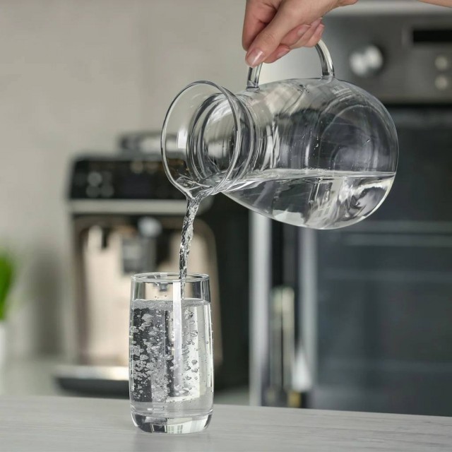 650 рублей за стакан фильтрованной воды в «Кофемании» — законно