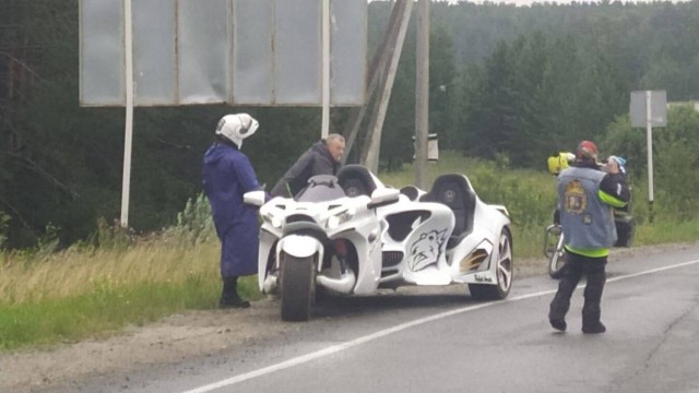 На дорогах Прикамья заметили необычный трицикл