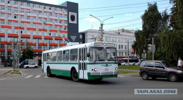 "Ветеран" городских улиц или троллейбус, переживший три эпохи