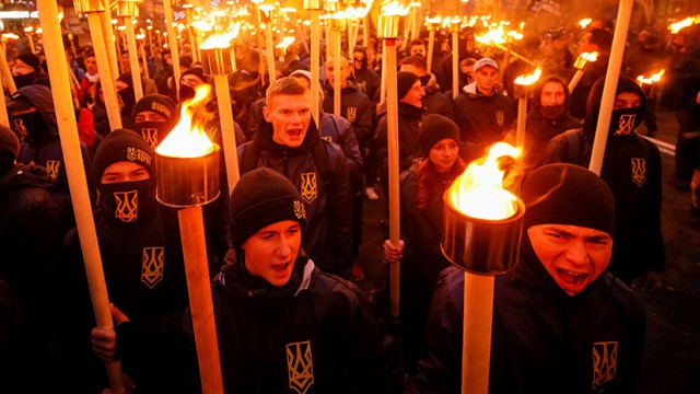 Порошенко не смог дозвониться до Путина после инцидента в Керченском проливе