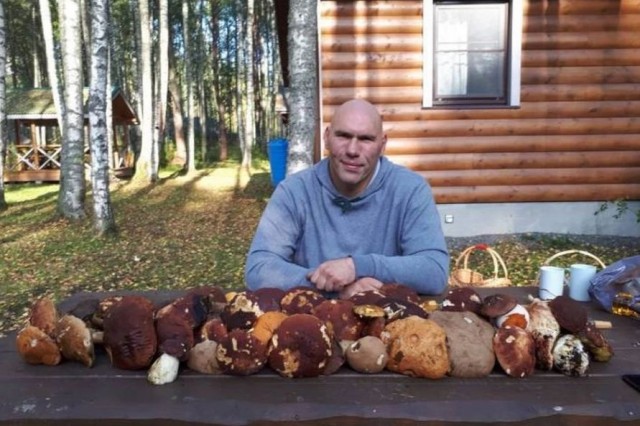 Задачка для 2го класса. Помогите! А то скоро драка начнётся