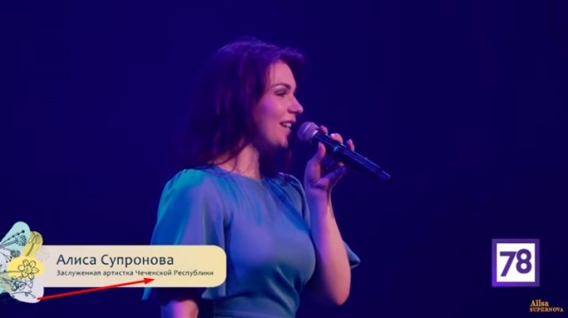 Одна девушка, одна страна и 19 языков