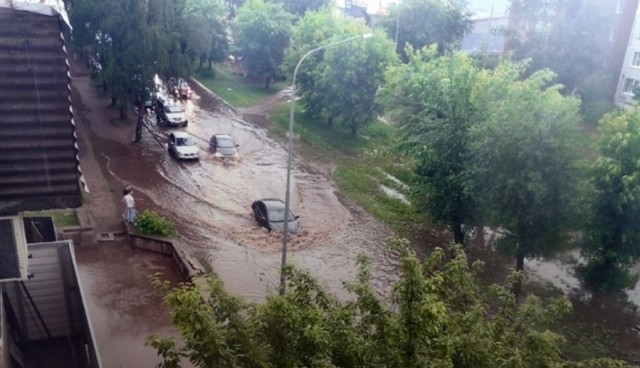 В Кирово-Чепецке бушует настоящая непогода