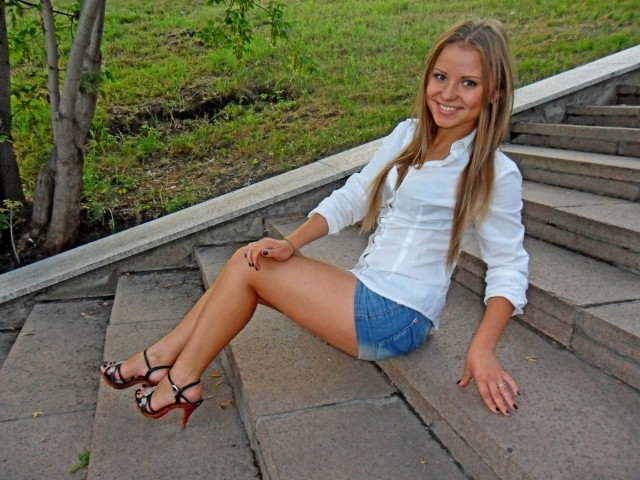 Девушки в естественной среде обитания. Часть 6