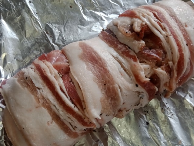 А немцы любят пожрать! Встречайте "мясные роллы"