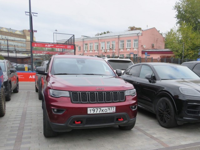 Всё круто, но лучше подумать: владельцы про бандитский Jeep Grand Cherokee из 90-ых
