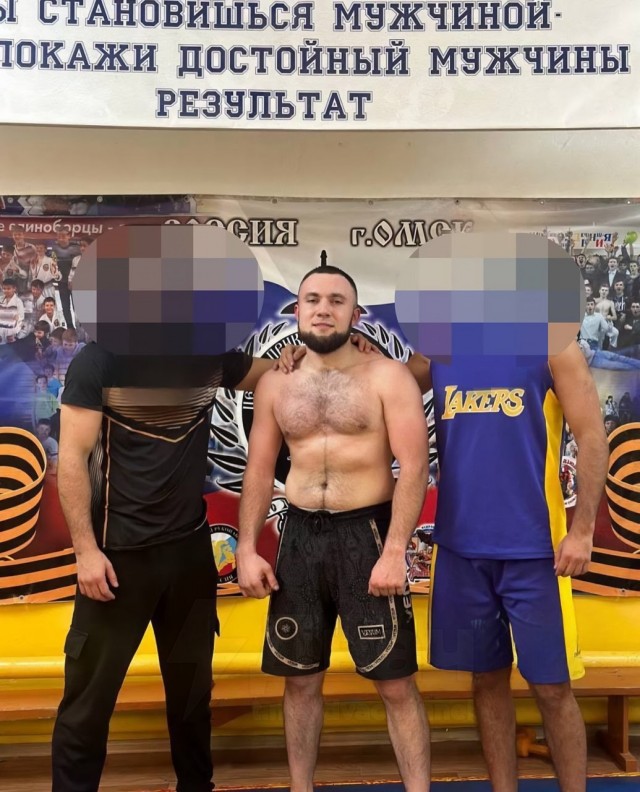 Омский боец ММА сломал жене нос из-за «плохо вымытой» раковины
