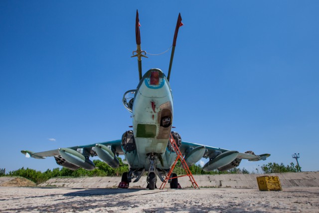 Липецкая авиабаза. Су-25 и Су-24