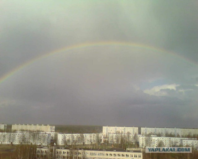 Мне нравится смотреть на город из моего окна,