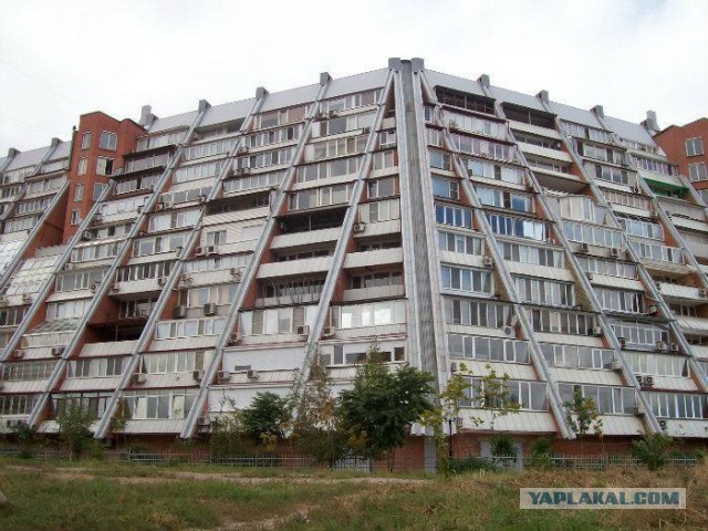 Великие и ужасные: топ-10 самых безумных жилых комплексов мира