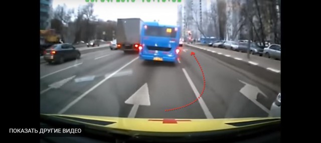 Крузак не пропускает скорую