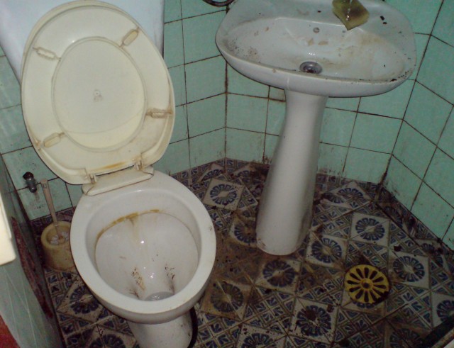 Cлоган Слонимского мясокомбината (Белоруссия).