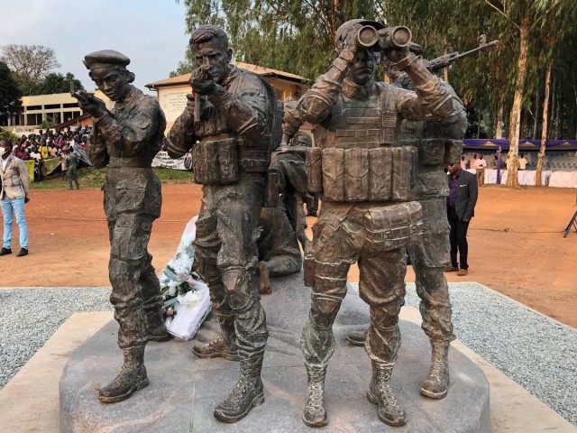Песня "Слава России!" на арабском в исполнении сирийских военных.