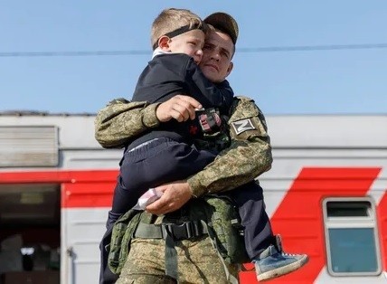 Наша нынешняя армия и ее пацаны оказались лучше общества