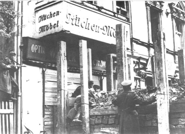 9 Мая, Берлин