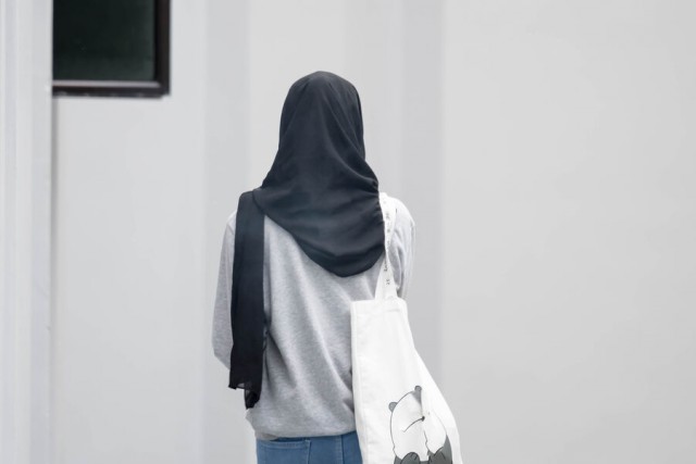 В Нижневартовске (ХМАО) запретили надевать хиджабы и никабы в школу