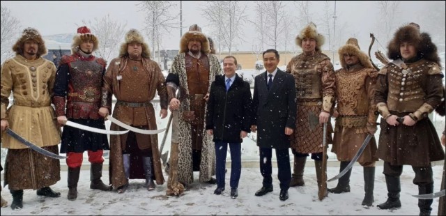 Про встречи.