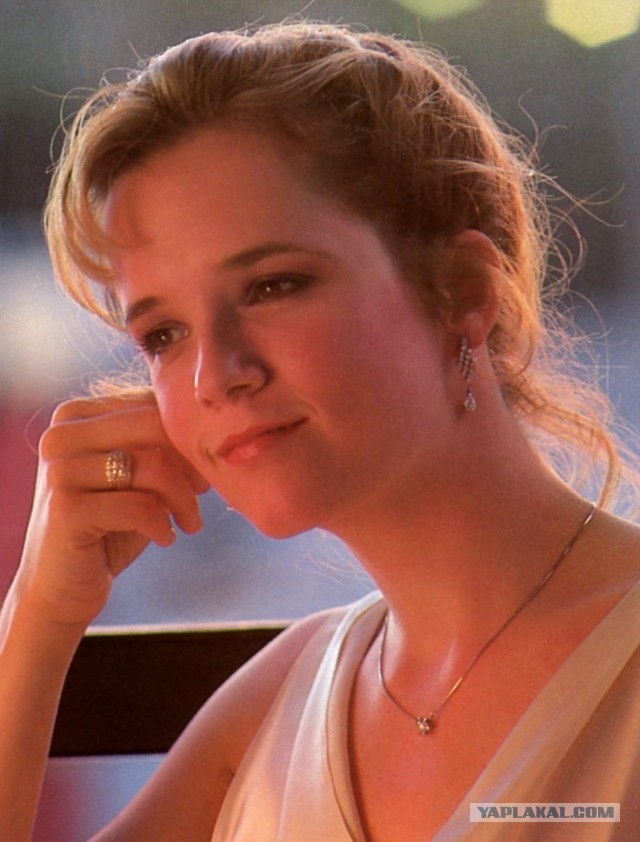 20 самых сексапильно одетых киногероинь