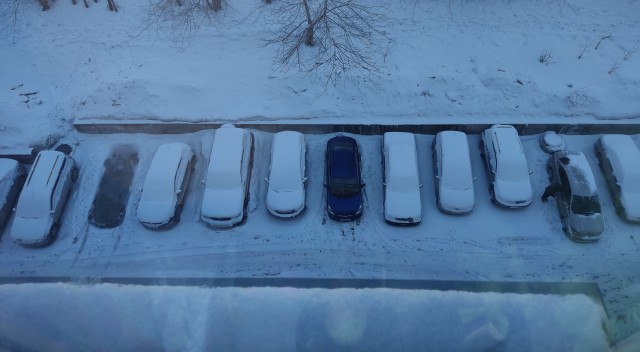 Опять зима