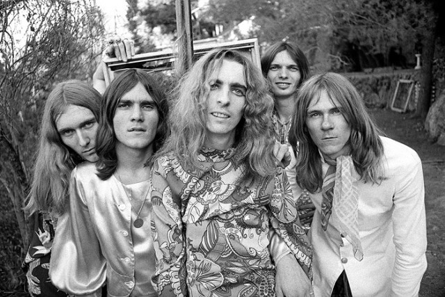 Музыка и музыканты:«Alice Cooper» и их хиты
