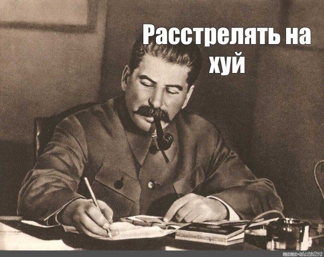 С мамой на море