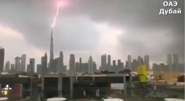 Крупнейшее за 70 лет наводнение в Дубае