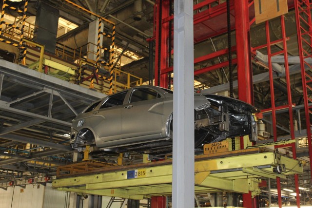 Вице-премьер Денис Мантуров дал прогноз по российскому авторынку