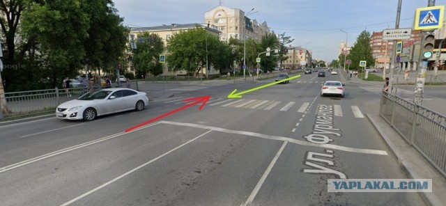 В Екатеринбурге тяжело пострадала мотоциклистка