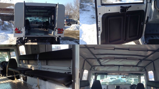 Нечасто встречающейся внедорожник - Toyota Mega Cruiser