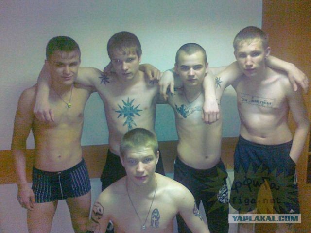 Детей со школы приучают к тюремной романтике