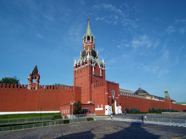 Чубайс попытался продать приватизированную в 1996 году Спасскую башню