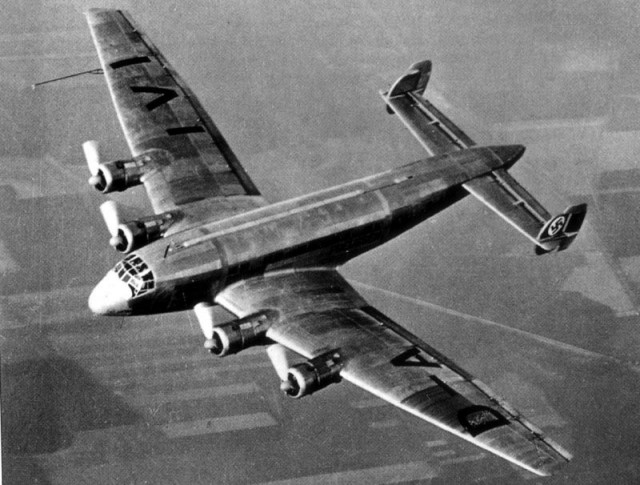 He-177 Greif. "Летающая крепость" Гитлера.