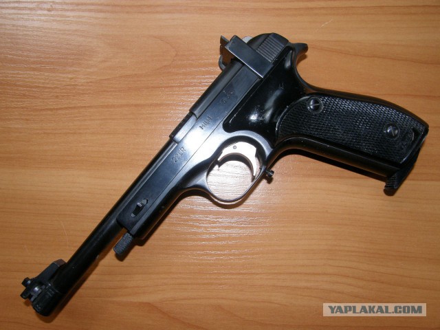 Desert Eagle: самый бесполезный пистолет в мире