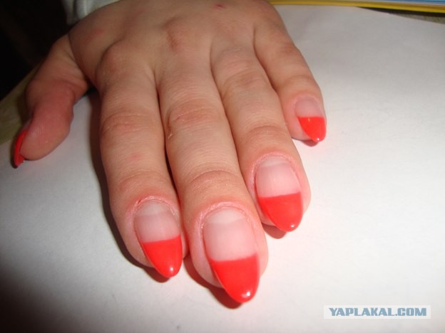 Наращивание ногтей.