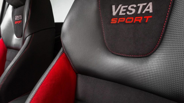 LADA Vesta Sport. АвтоВАЗ впервые поднял стоимость автомобиля Lada выше 1 млн руб. Cтарт продаж - 31 января 2019 года