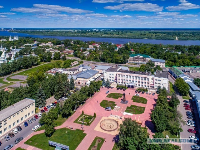 Автостанция в маленьком российском городке