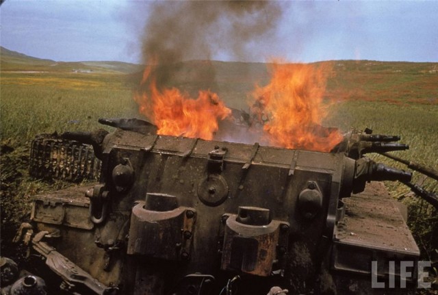 Цветные фотографии бронетехники времён Второй мировой войны