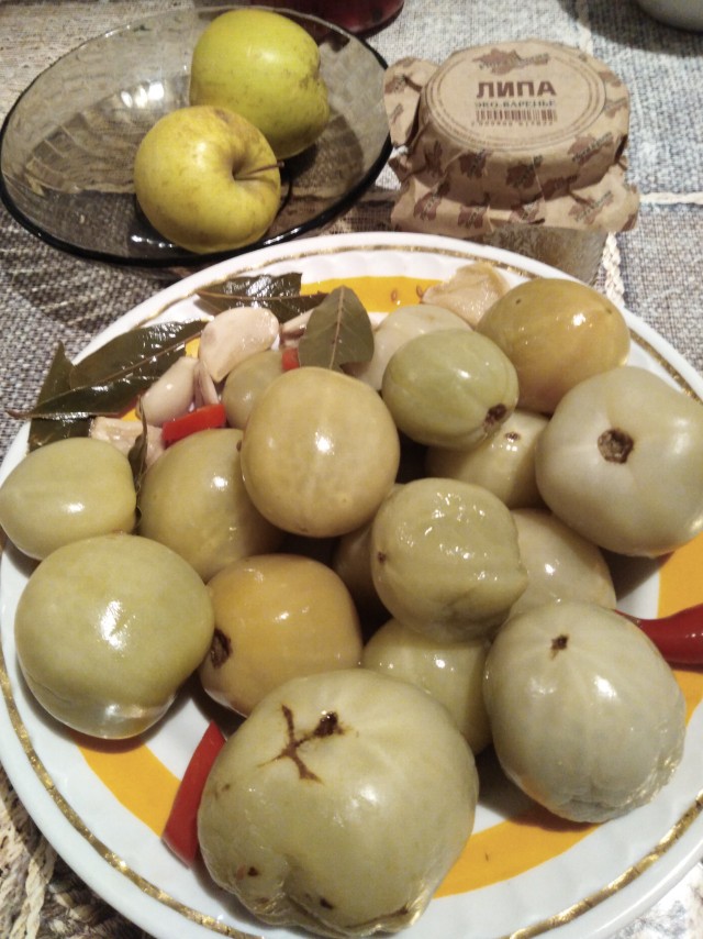 Уборка помидор из Италии