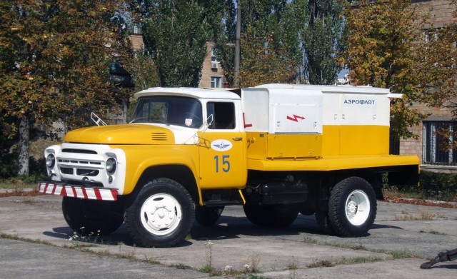 Игра на ЯПе: Угадай АВТО-9