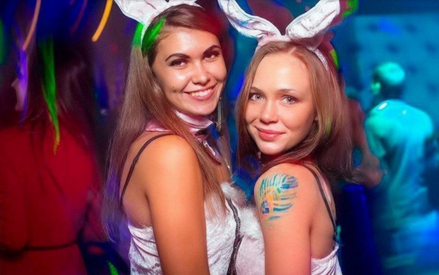 В Омске экс-танцовщица ночного клуба перешла на работу депутатом