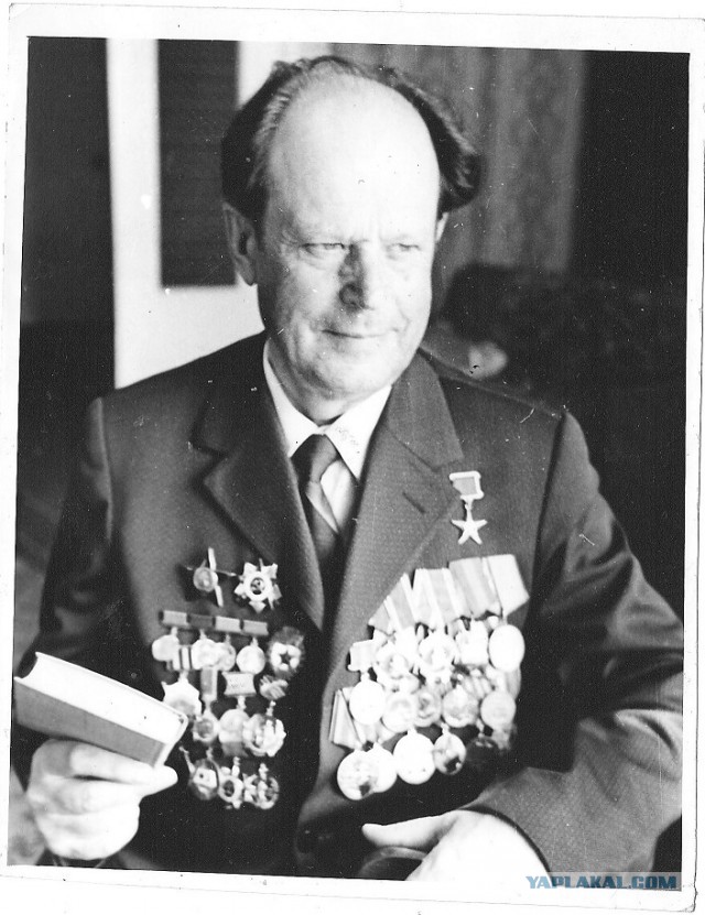 Бессмертный полк, вперед!
