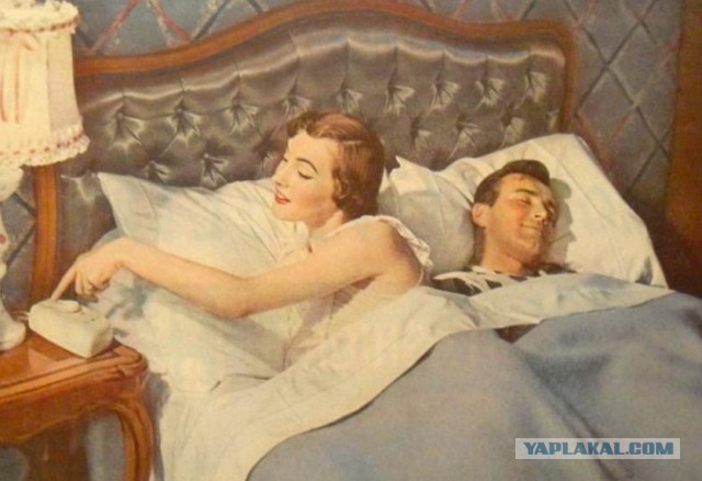 С какой стороны муж должен спать от жены?