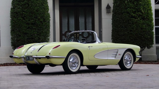 Ретро-Corvette. Три штуки. Красивых автофото пост.