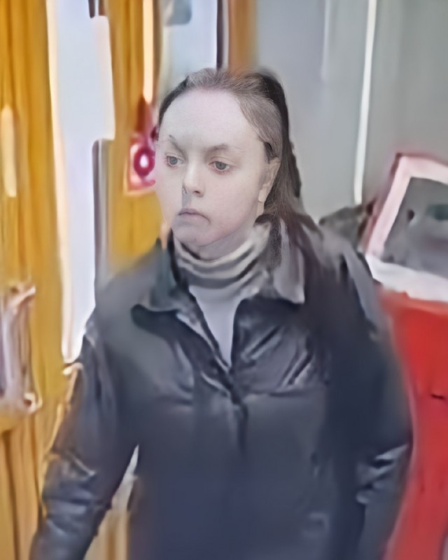 Магазин у подъезда жаловался на мусор в шкафчиках