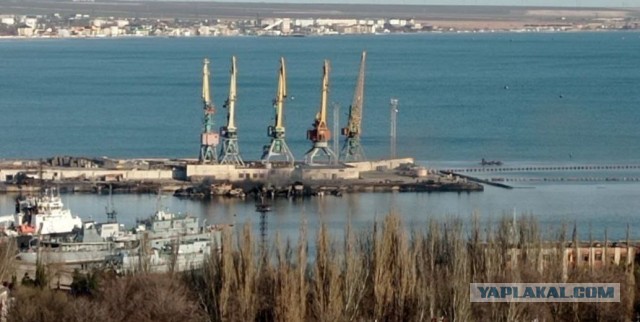 Силы ПВО уничтожили два украинских Су-24, атаковавших Феодосию